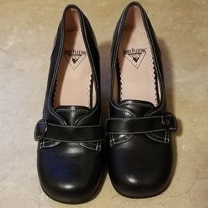 John Fluevog black heels size 8